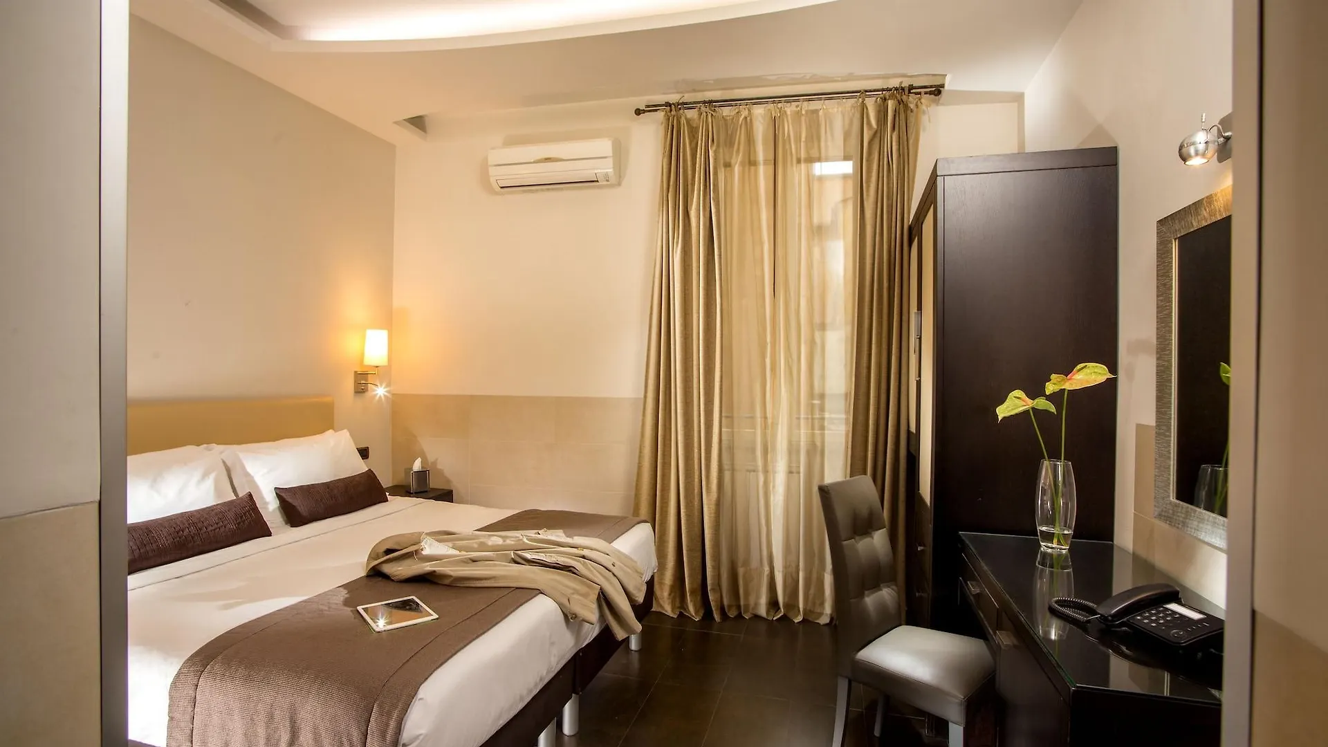 Basilio 55 Rome Hotel 3*,